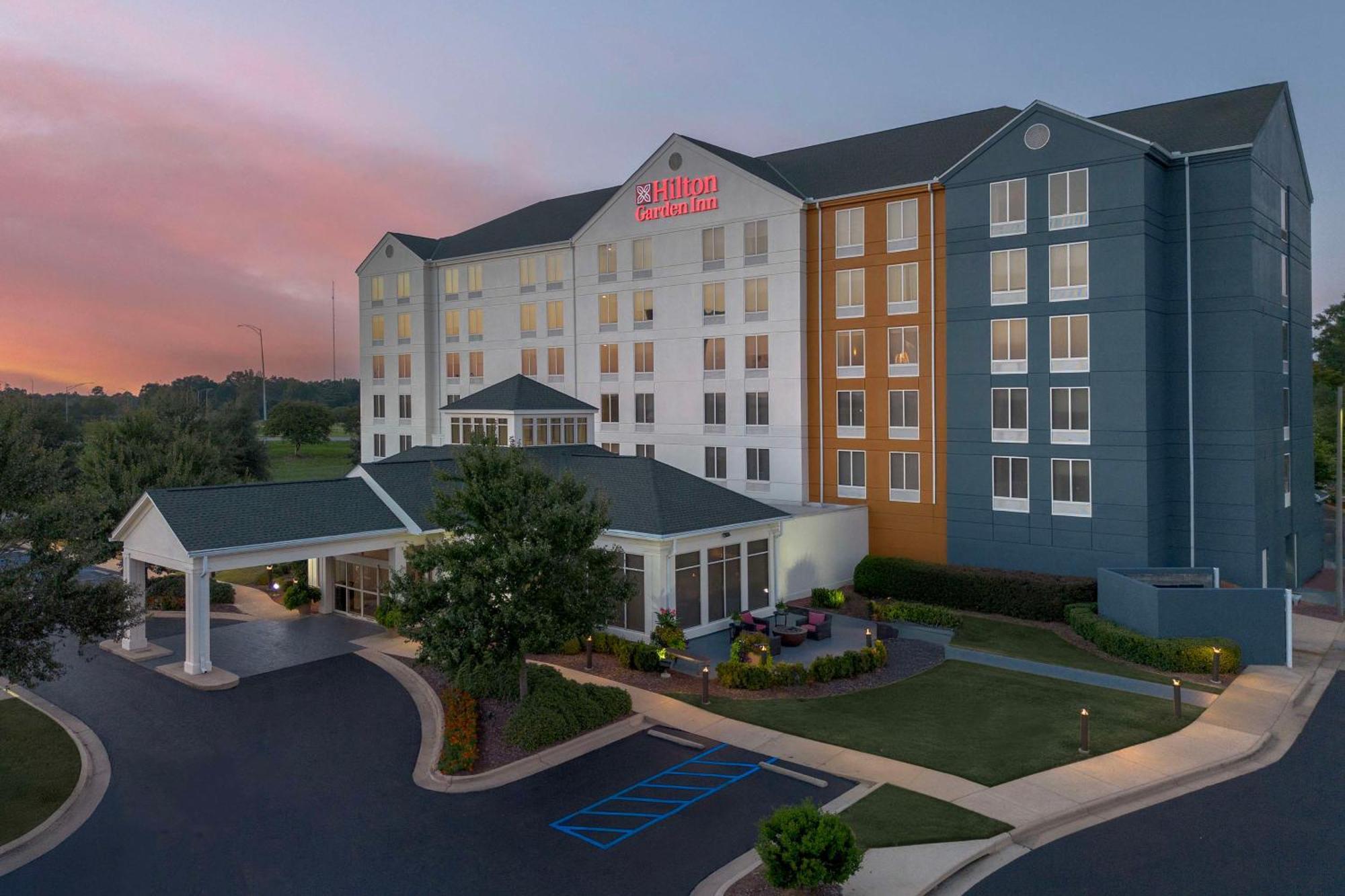 Hilton Garden Inn Tuscaloosa Exterior photo